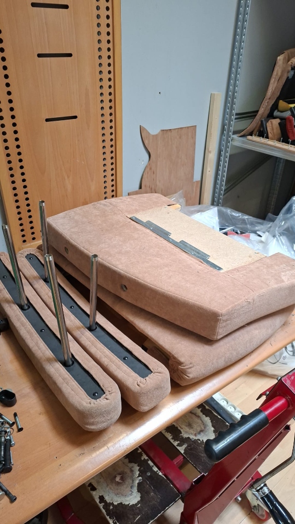Revisieproces stap 2: Nieuwe bekleding & Kussens